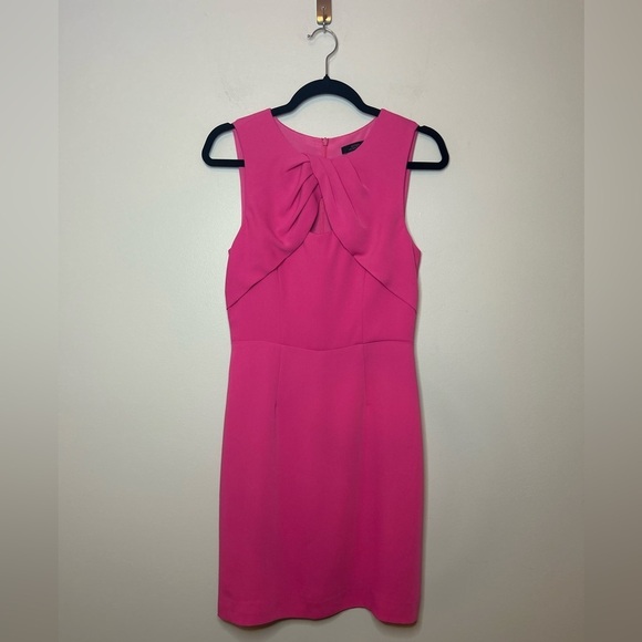 Trina Turk Barbie Pink Keyhole Sleeveless Sheath Dress Size S - Picture 3 of 8